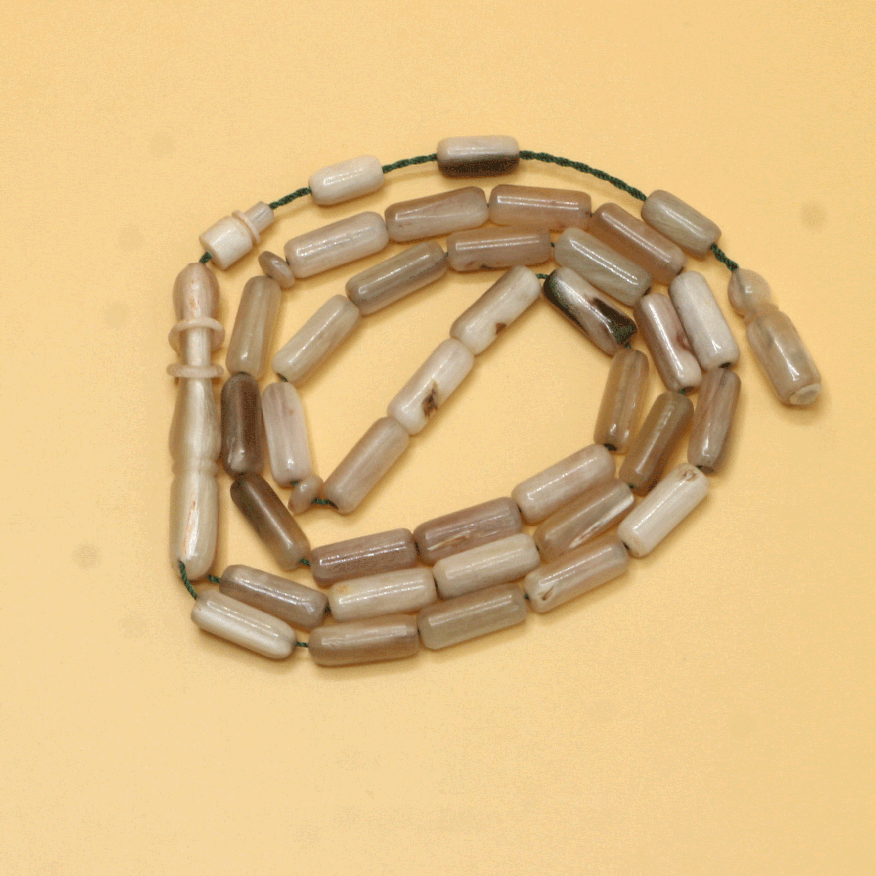 سبحه قرن برميلي صغير