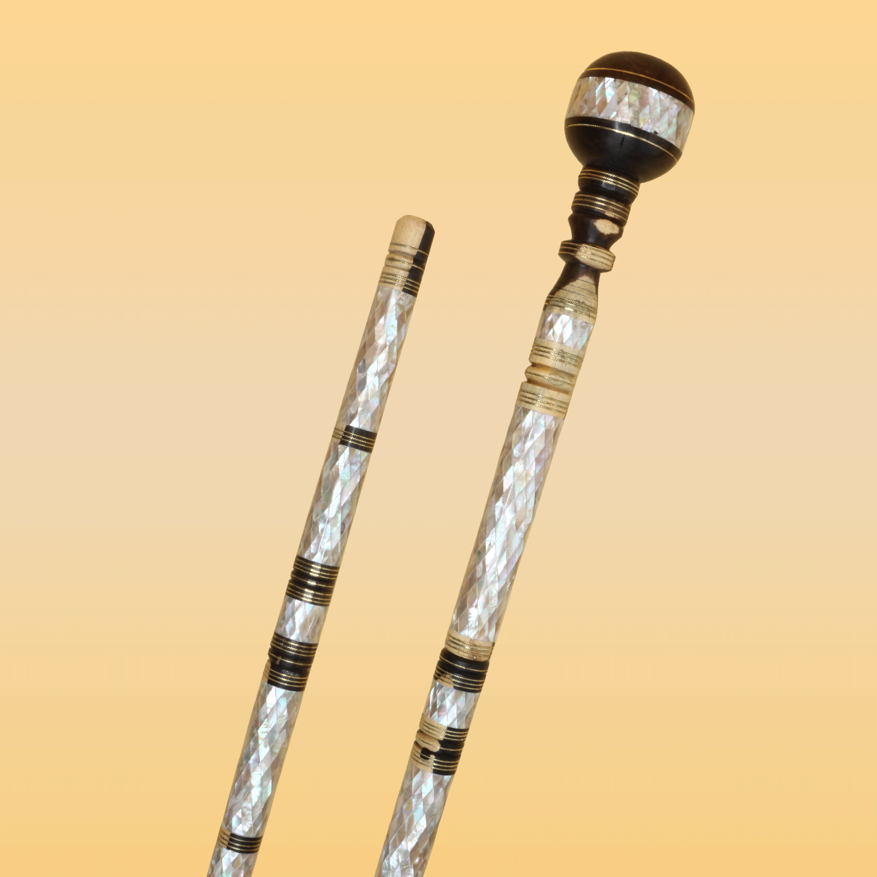 عصا ابانوس مطعم 1