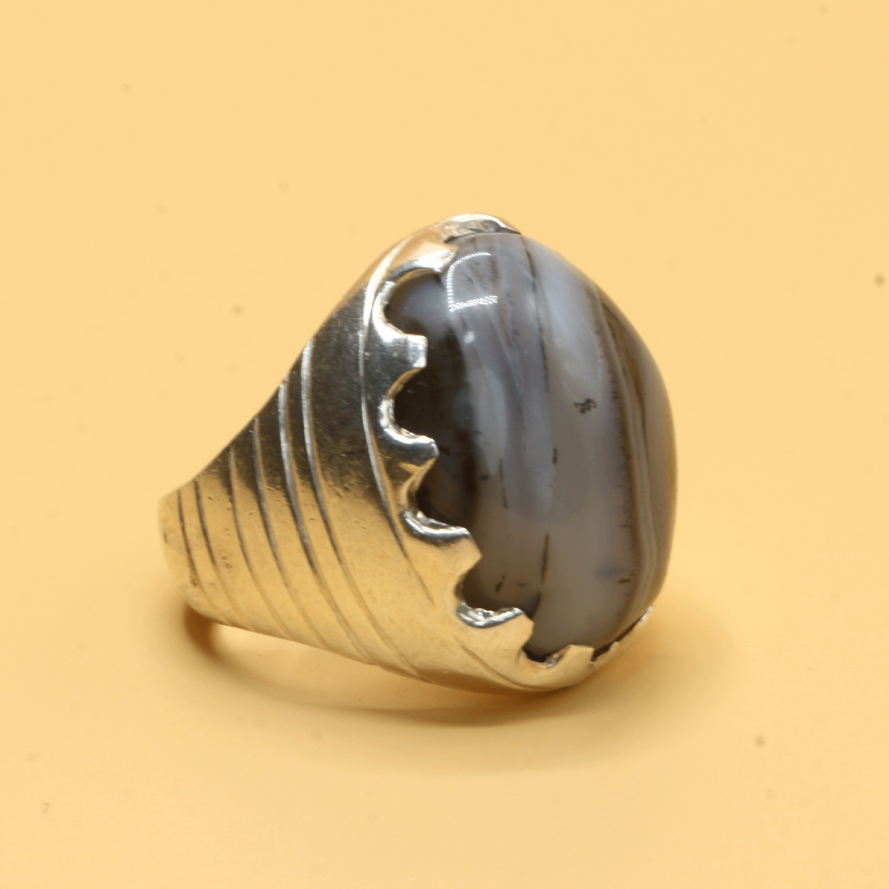 خاتم عقيق تفصيل