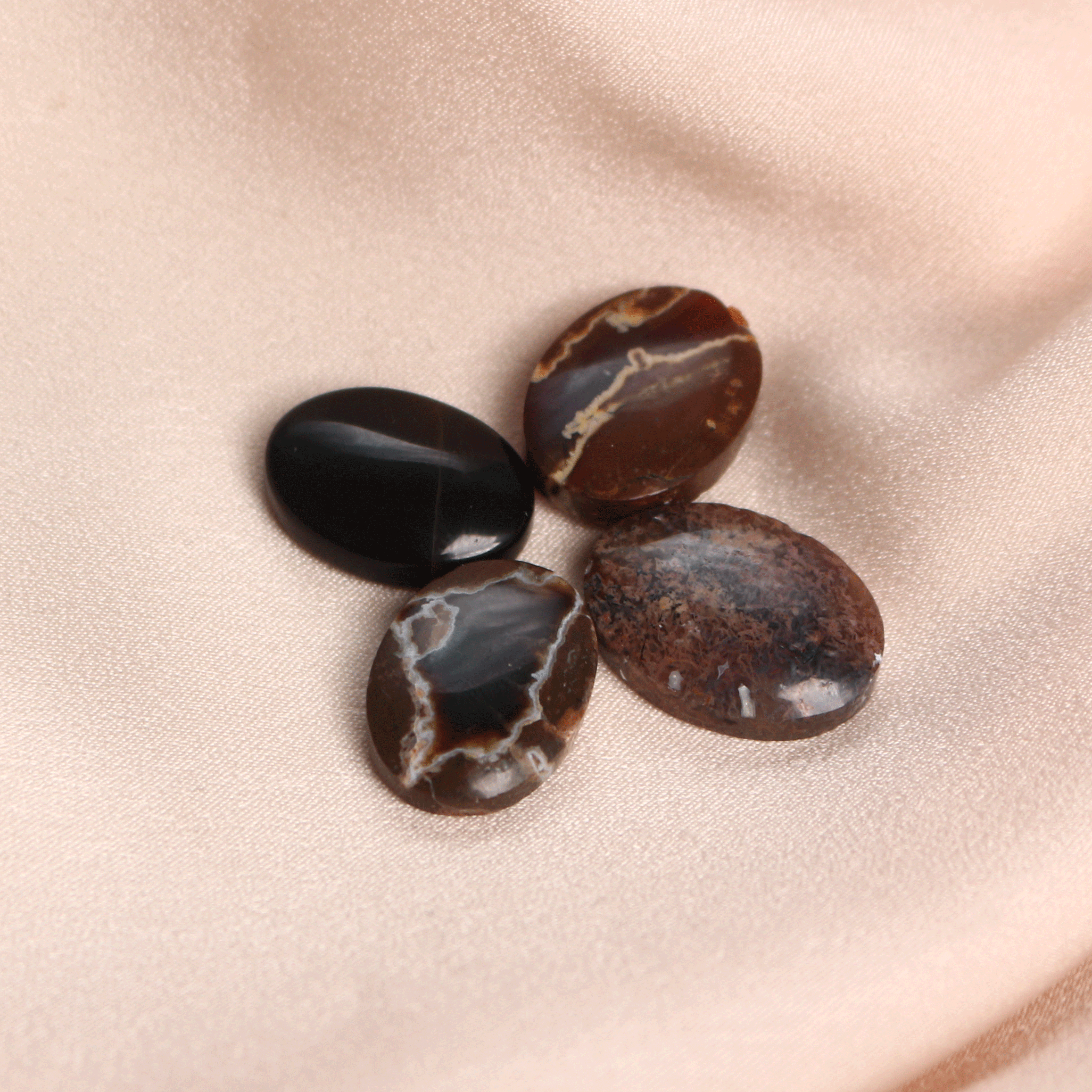 فص عقيق مشكل