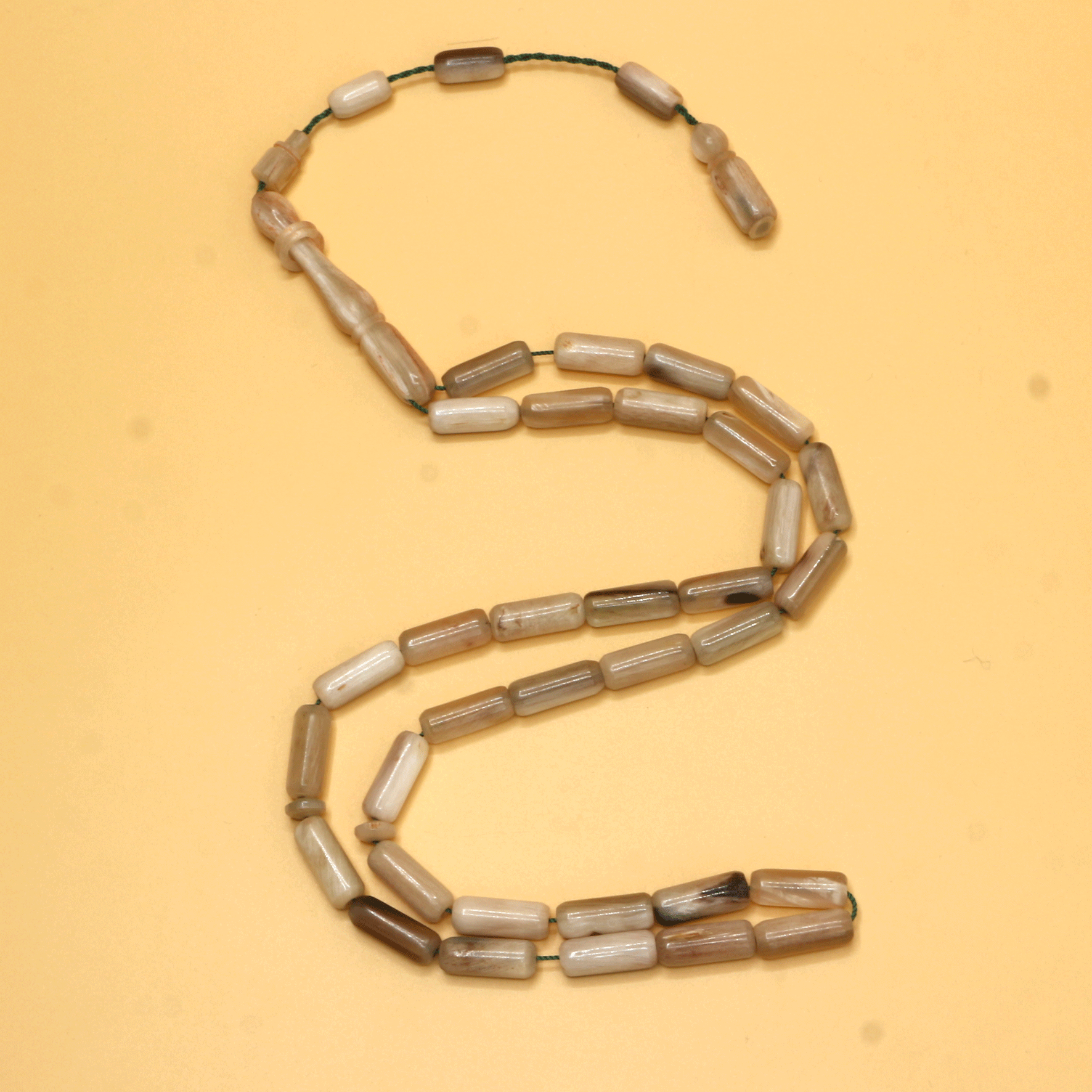 سبحه قرن برميلي كبير